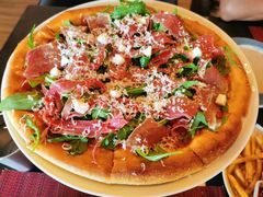 帕尔马火腿披萨-WOLFGANG PUCK KITCHEN & BAR(迪士尼小镇店)