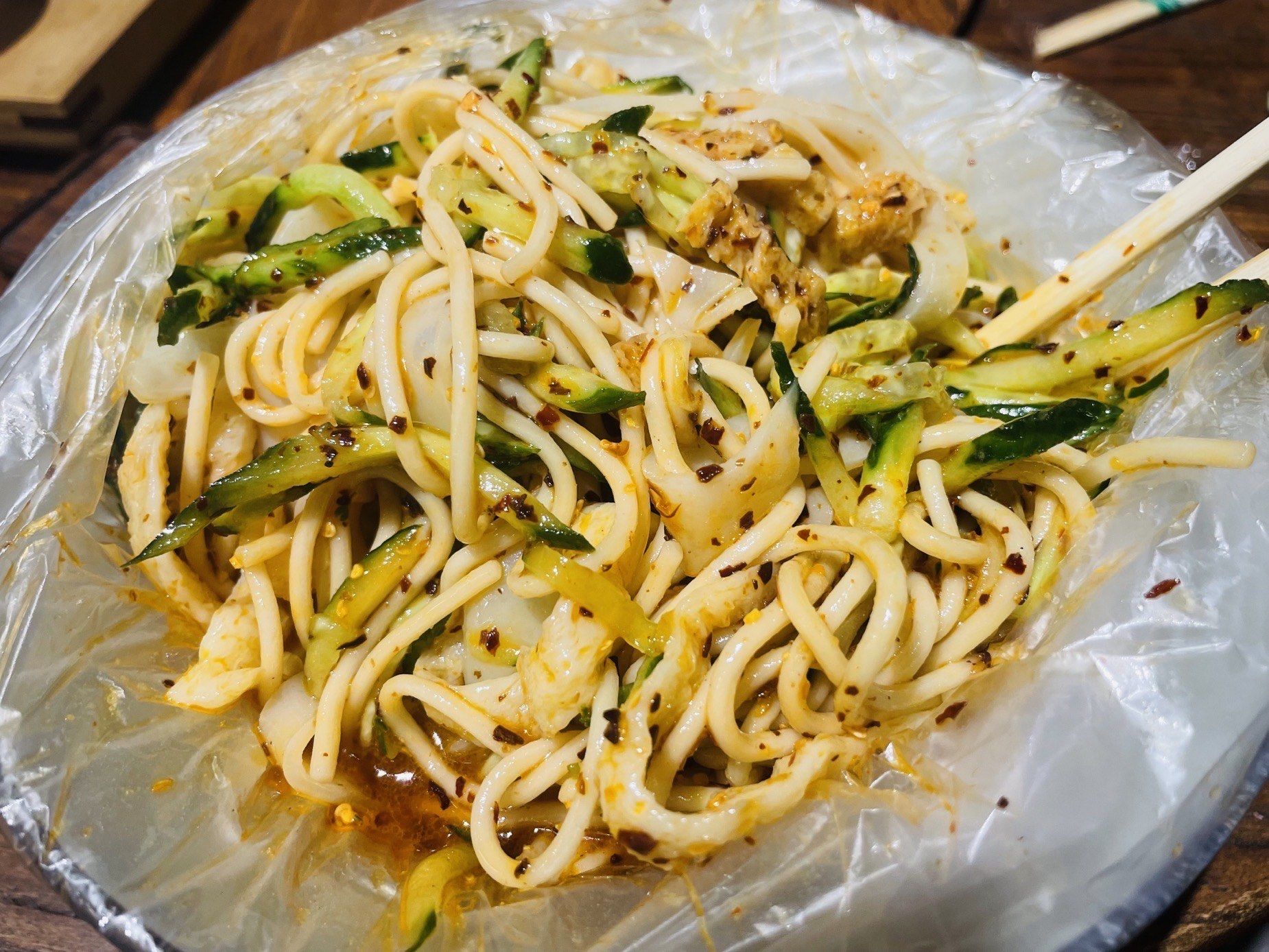 超还原小时候味道的凉皮担担面