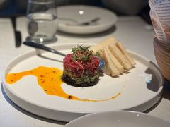 牛肉塔塔配牛油果黑橄榄酱-Solo(衡山路店)