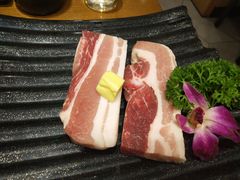 黑毛猪五花-韩阳王石板烤肉