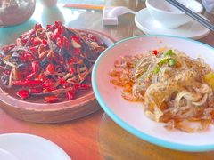 -隔壁老王·家常云南菜(花巷店)