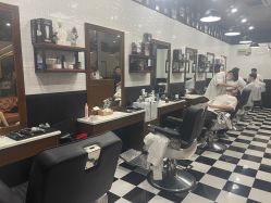 -MARTIN'S BARBER SHOP男士理发馆