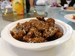 -汇泉王朝大饭店