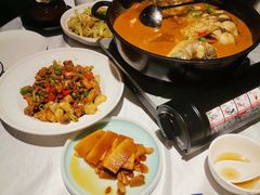 -鄱阳湖·江西小炒·瓦罐煨汤(五道口店)