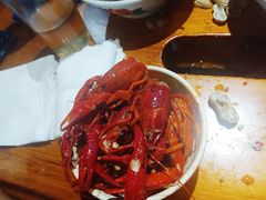 -琥珀老六龙虾(四里河店)