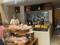-沁屋面包店(人民东路店)
