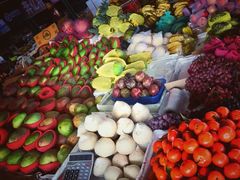 牛奶椰-林旺社区水果市场