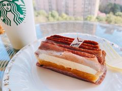 -Dough&Joe团憩(瑞虹天地月亮湾店)