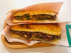 -驴公驴婆(曹杨店)