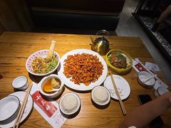 -小三峡食府(西五路店)