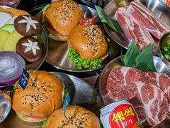 -香猪坊韩国烤肉专属门店(魏公村店)