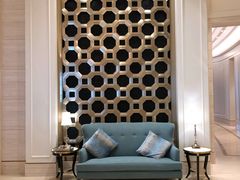 -珠海瑞吉酒店游泳池