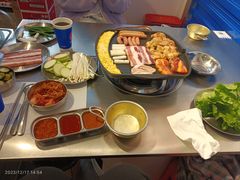 -阿亲家·韩式无限烤肉(花果园店)