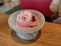 哈根达斯-必胜客(欧亚卖场店)