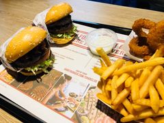 -The Habit Burger Grill 哈比特汉堡(复兴soho店)
