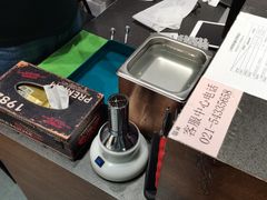 -镜客眼镜(浦江欢乐颂店)