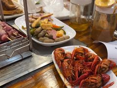 -哈尔滨小酒馆·鲜肉现穿自助烧烤(康新花园店)