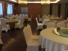 大堂-青年公社烤鸭(青年路店)