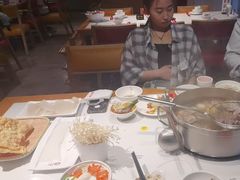 -焯牛潮汕牛肉火锅(云峰街创始店)