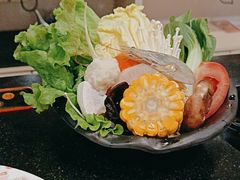 -呷哺呷哺(世贸.工三店)