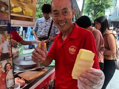 -詹爷爷乌节路街头冰淇淋