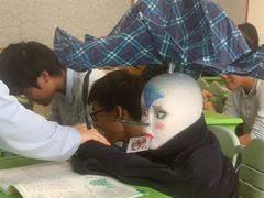 -上海市康健外国语实验中学