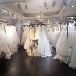 -艾慕婚纱礼服馆(和平店)