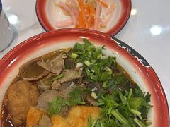 -刘二姐襄阳牛肉面(鸟巢店)