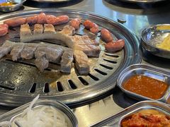 -哈哈碳都·牛肋条无限自助烤肉(台江万达店)