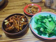 -老三样·美食研究中心(世贸路店)