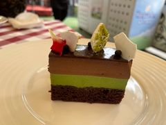 -塞纳河法国餐厅(意式风情街店)