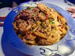 -徐记小怪兽肉蟹煲店(哈西万达金街店)