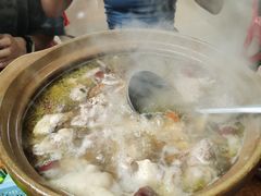 -威邵鸡煲(西华路总店)