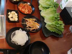 -肉甲韩国木炭烤肉(新壹街1店)