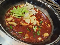 -三里屯土灶炖公鸡地锅鸡(江东店)