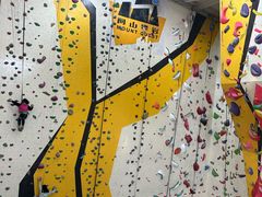 -问山MountQuest攀岩馆