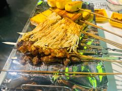 -云晓光头烧烤吧(德平路店)