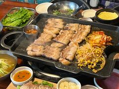 -Dombe豚(黑猪肉街店)