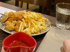 -初见咖啡(青大路店)