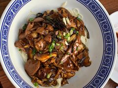 蛤蜊猪肝面-沪西老弄堂面馆(定西路店)