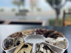 -野菌皇海景野生菌火锅(滨海大道店)