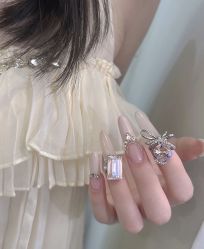 -LILY NAILS美甲美睫