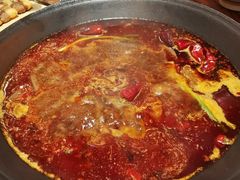 -旧街市鲜货老火锅(大光路店)