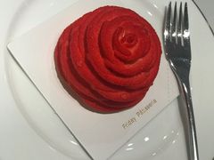 -Fridi Patisserie Cafe