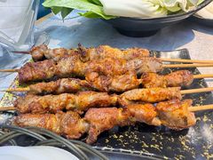 -洞庭洲·防空洞火锅·铜锅涮肉·烧烤(新百广场店)