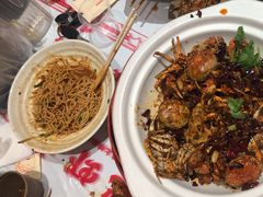 -肥肥虾庄·金牌油焖大虾(汉口城市广场店)