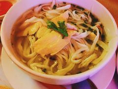 -Lanterns Vietnamese Restaurant