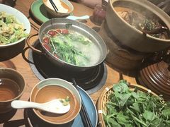 -吃饭皇帝大土家民族菜(正大广场店)