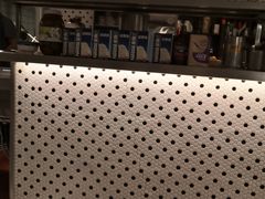 -新大咀港式茶餐厅(宝山万达店)