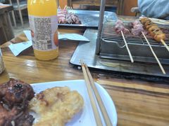 -哈尔滨小酒馆·鲜肉现穿自助烧烤(康新花园店)